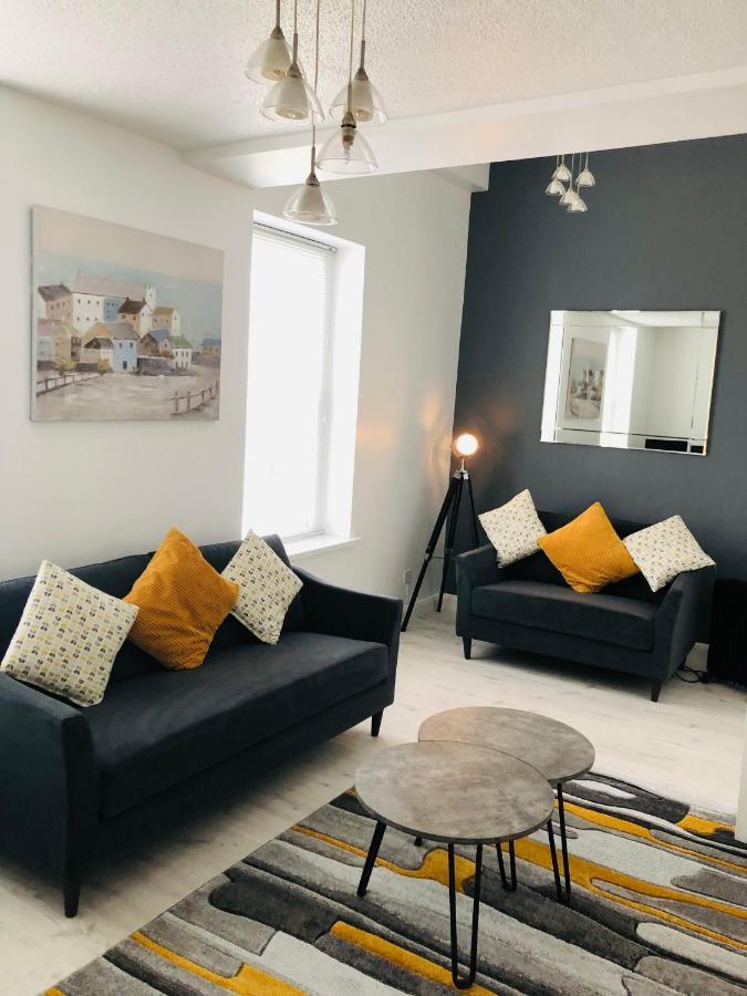 Spacious And Bright Town Centre Apartment Ballycastle Zewnętrze zdjęcie